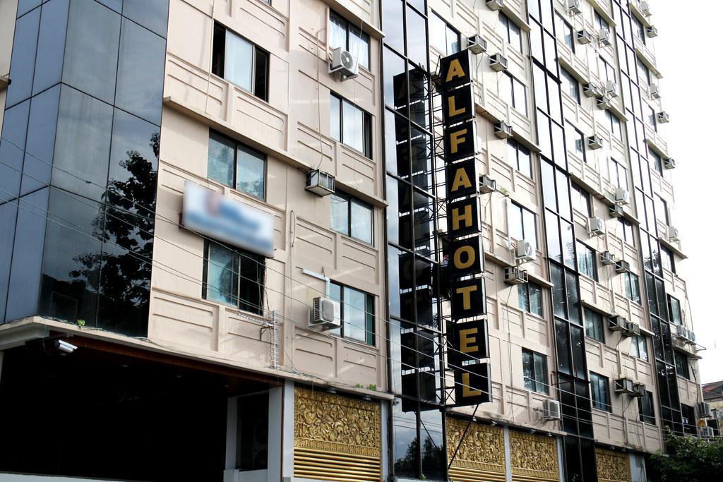 Alfa Hotel Rangún Exteriér fotografie